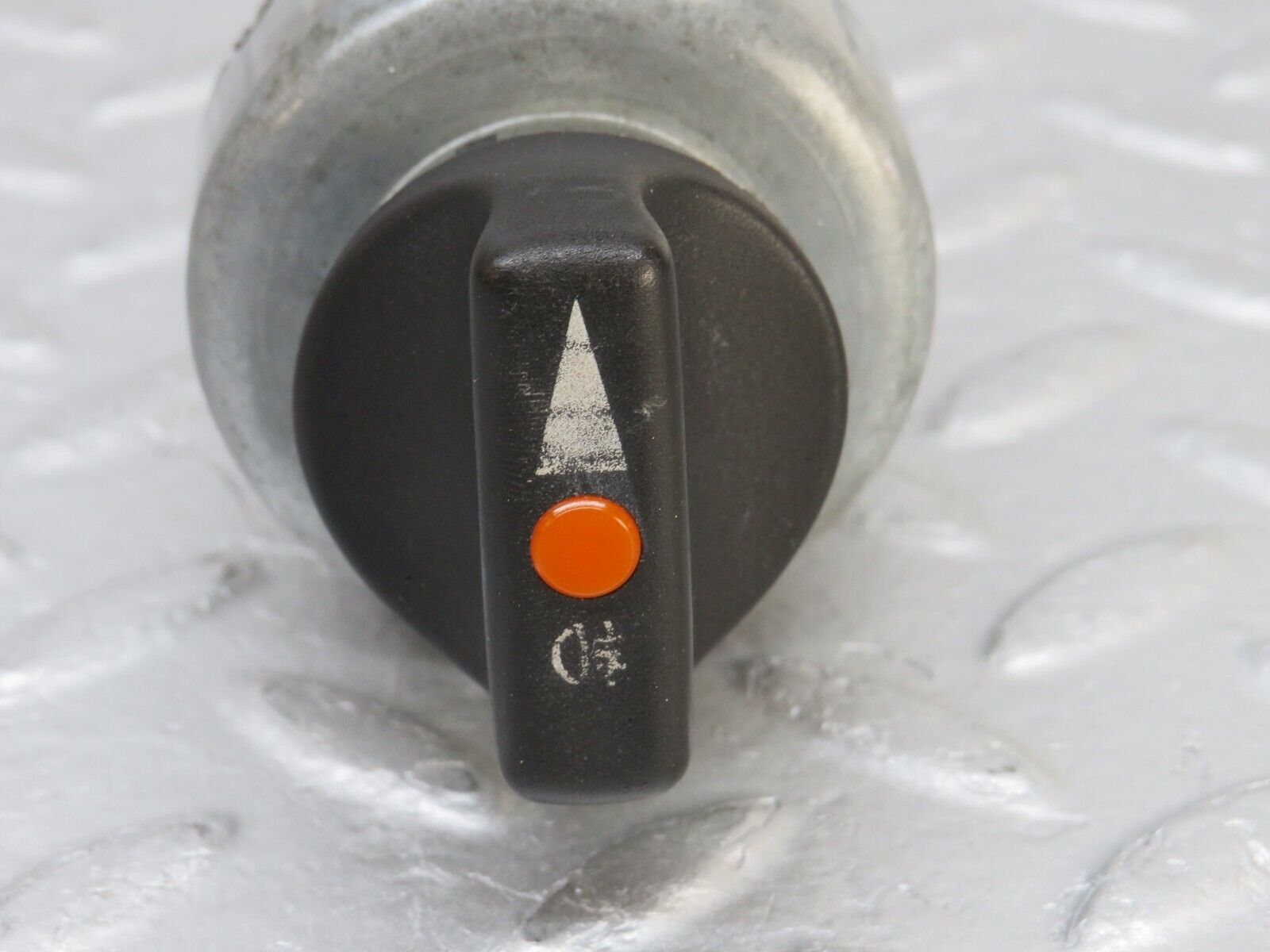 36571 Mercedes-Benz W201 190E 2.0L Headlight Switch