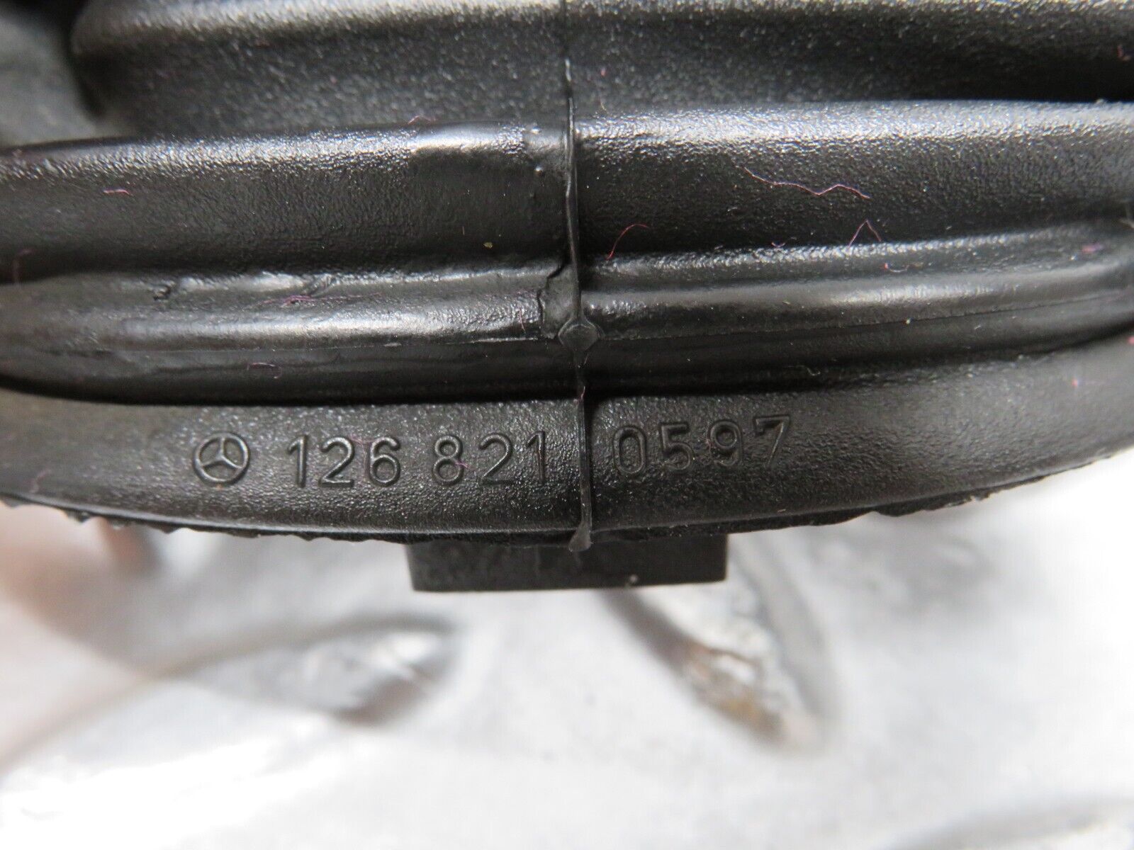 29465 Mercedes-Benz W124 230E Rear Door Wire Protector Rubber 1268210597