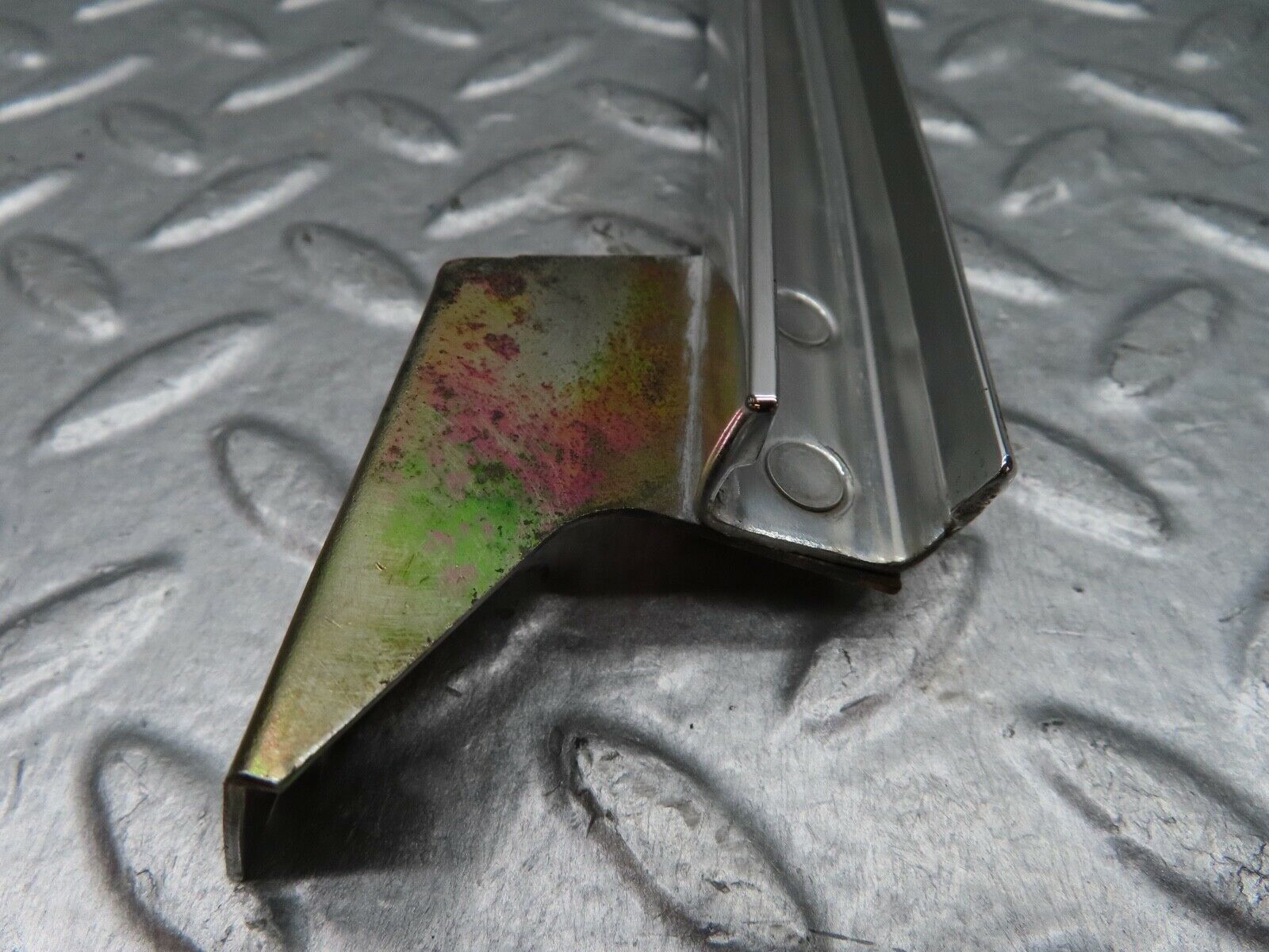 18121 Mercedes-Benz W123 200 Rear Left Chrome Window Channel