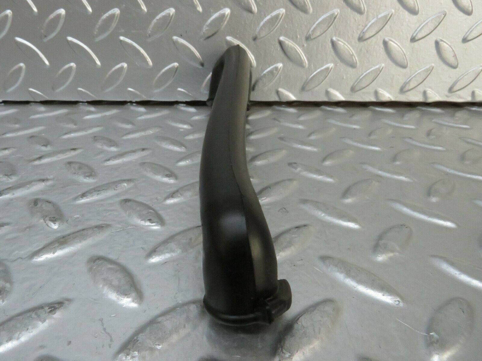 23858 Mercedes-Benz C107 450SLC Coupe Crankcase Breather Hose 1170940391