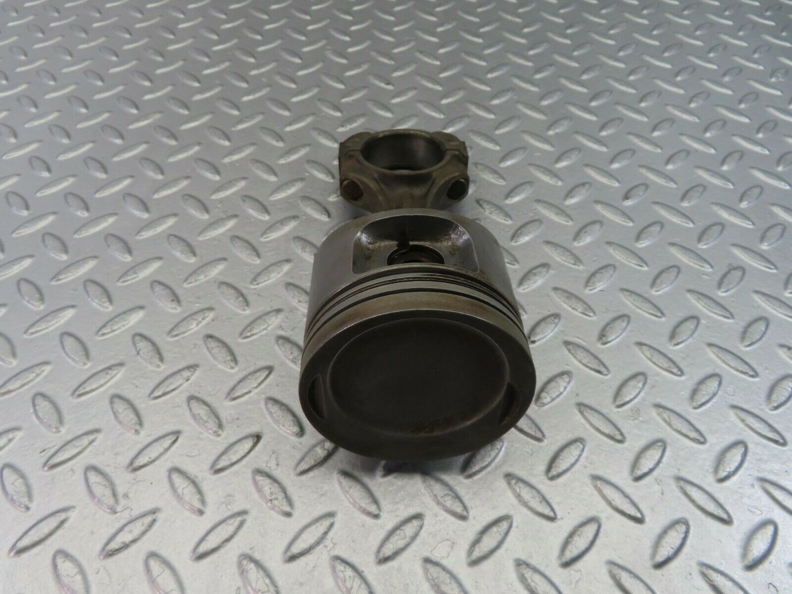 10134 Mercedes-Benz C123 230CE Coupe Piston With Connecting Rod 95.475 mm