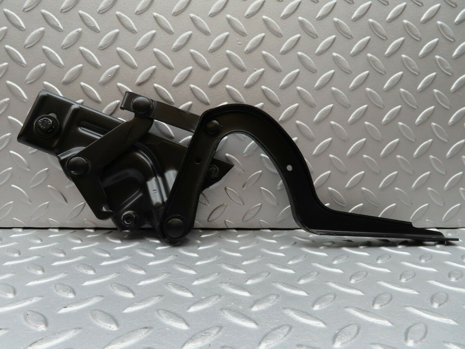 3608 Mercedes-Benz W108 280SE Rear Left Trunk Lid Hinge