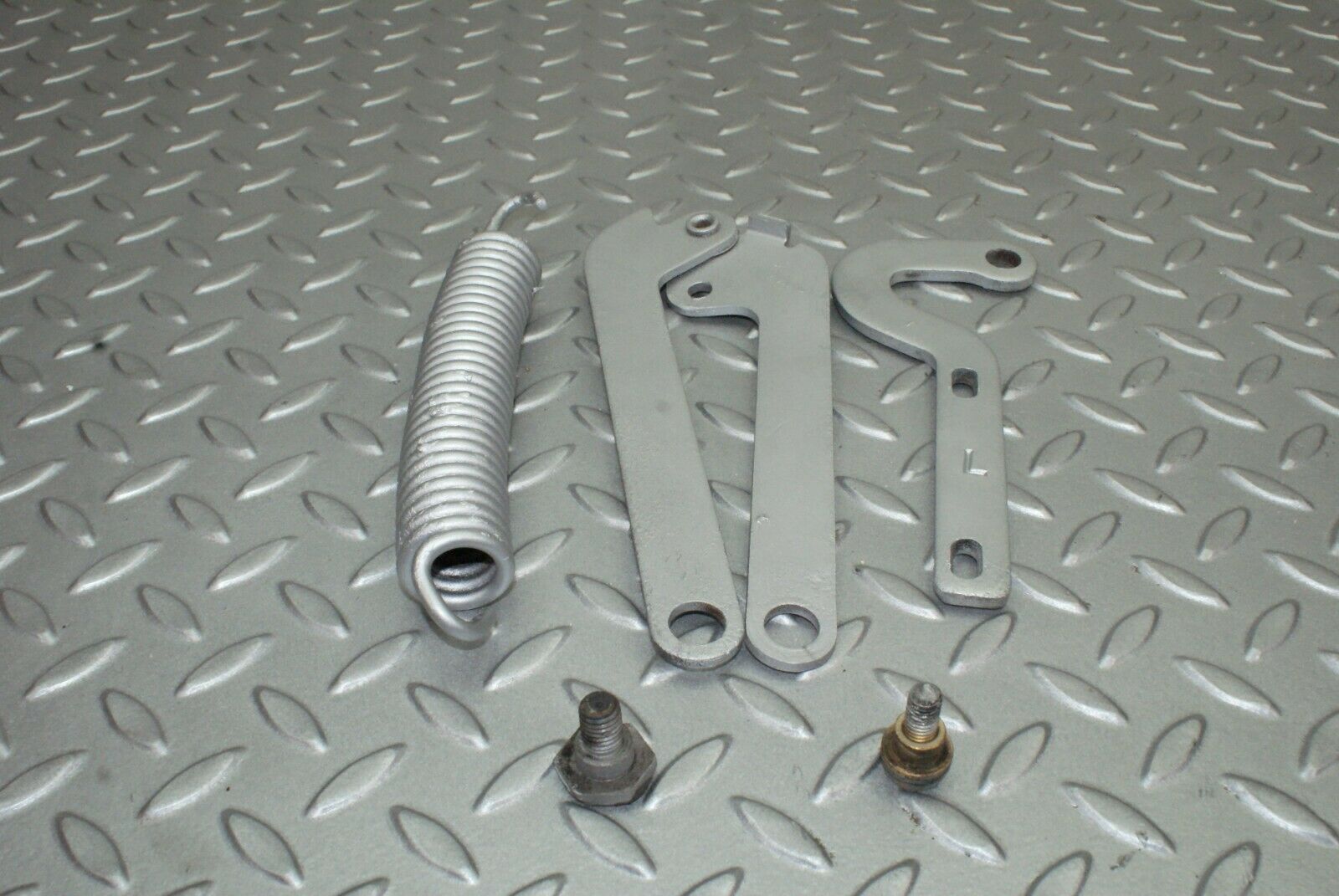 2501 Mercedes-Benz W116 350SE Bonnet Hinge Left Side