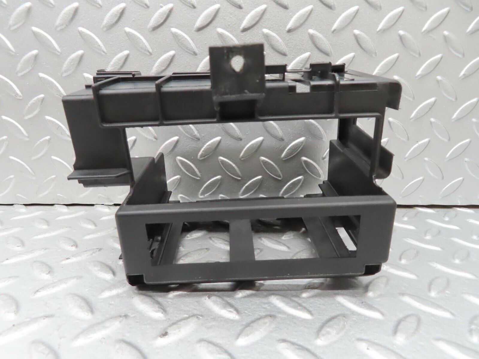 14680 Mercedes-Benz W201 190E ECU Bracket 2015461743