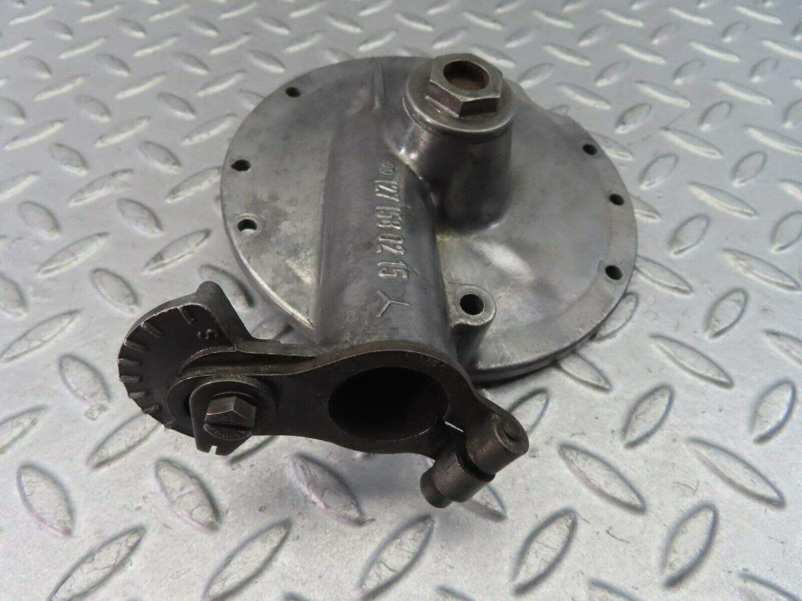 8611 Mercedes-Benz W108 Ignition Distributor Support 1271580215