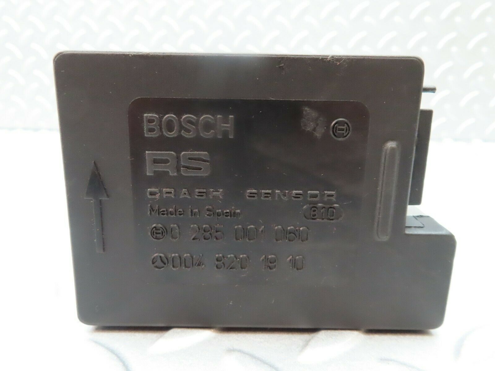 5379 Mercedes-Benz W124 230E Airbag Crash Sensor ECU 0048201910