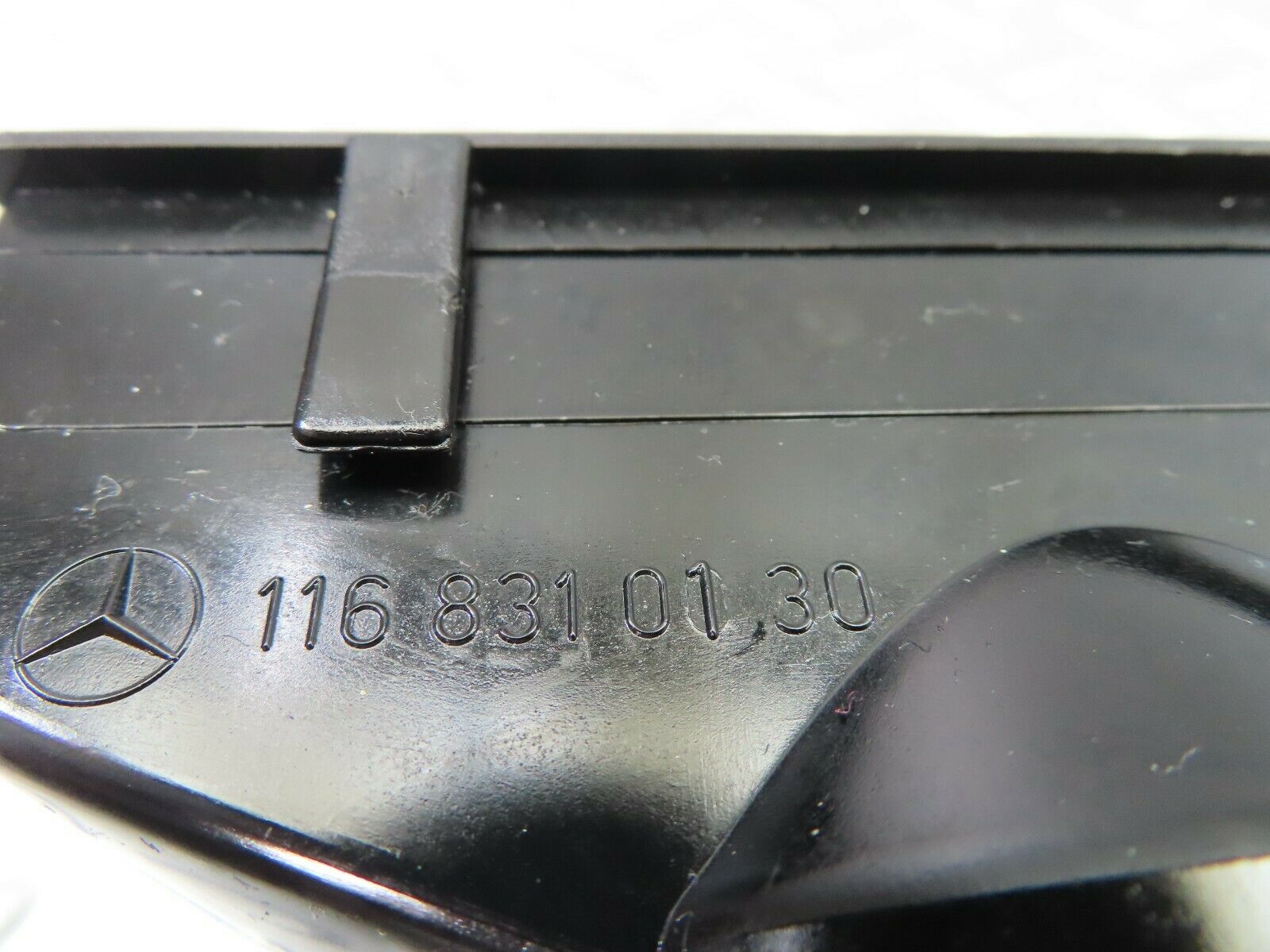 7461 Mercedes-Benz W116 450SE Dashboard Air Vent Grill Right Side 1168310130
