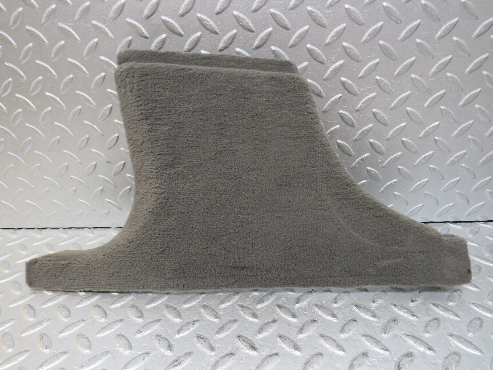 35202 Mercedes-Benz W221 B Pillar Lower Cover Left Side Grey 2216901125