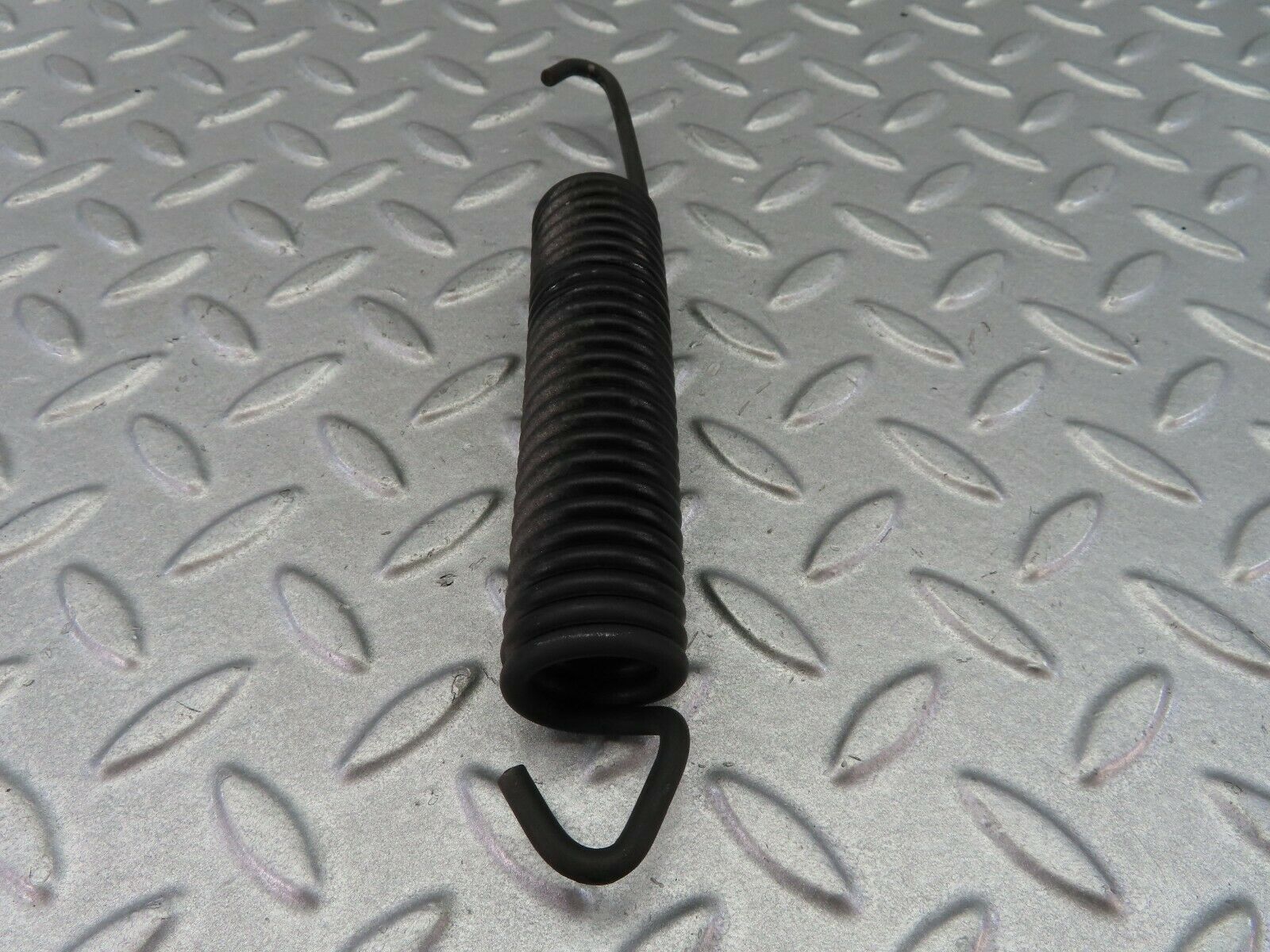 7941 Mercedes-Benz W115 220D Bonnet Hinge Spring