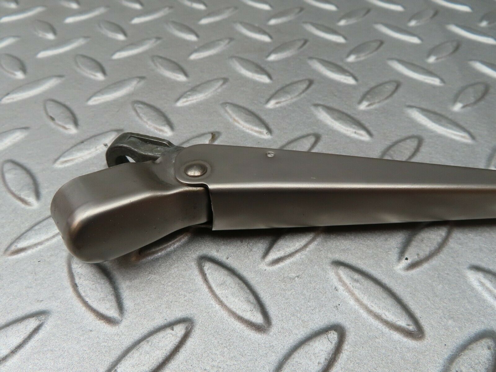 4658 Mercedes-Benz W114 280CE Coupe Front Left Wiper Arm