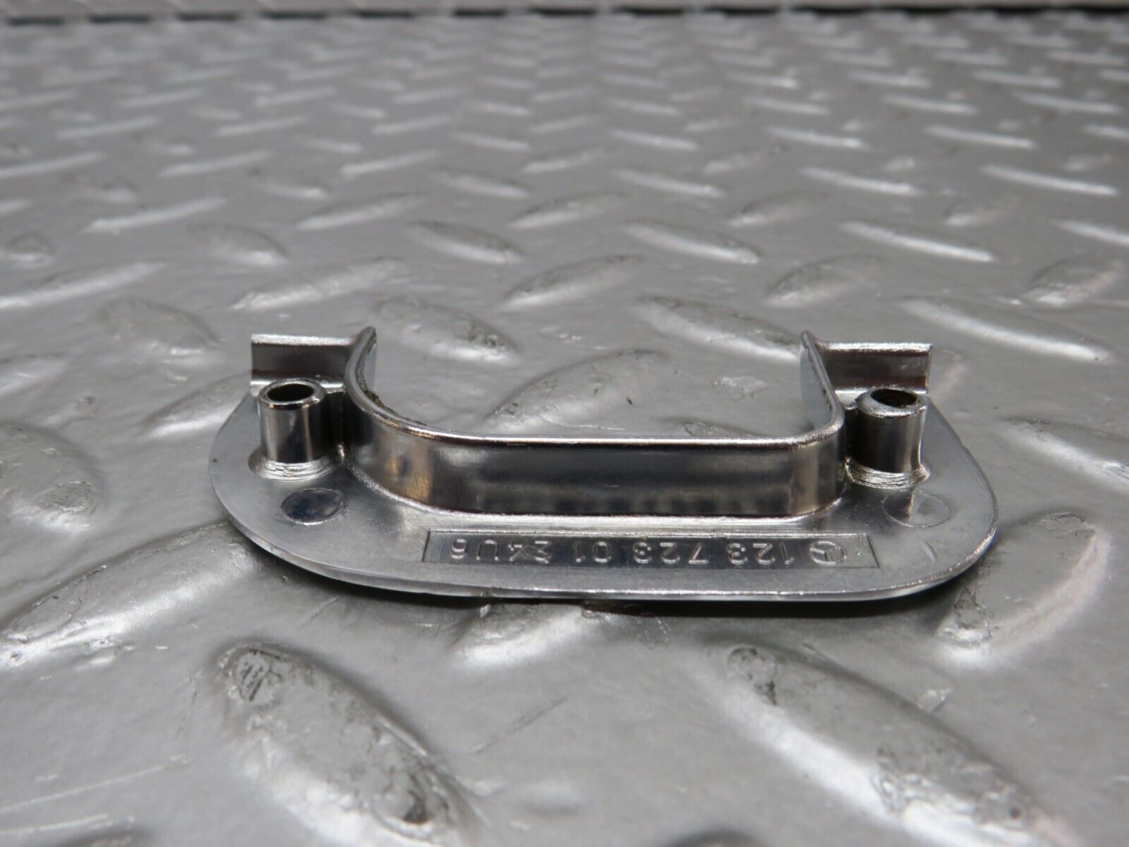 25548 Mercedes-Benz W123 200 Left Interior Chrome Door Latch Trim 1237230124