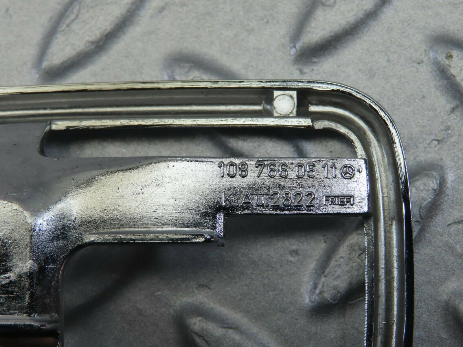 8881 Mercedes-Benz W108 Chrome Frame For Door Opener Left 1087660511