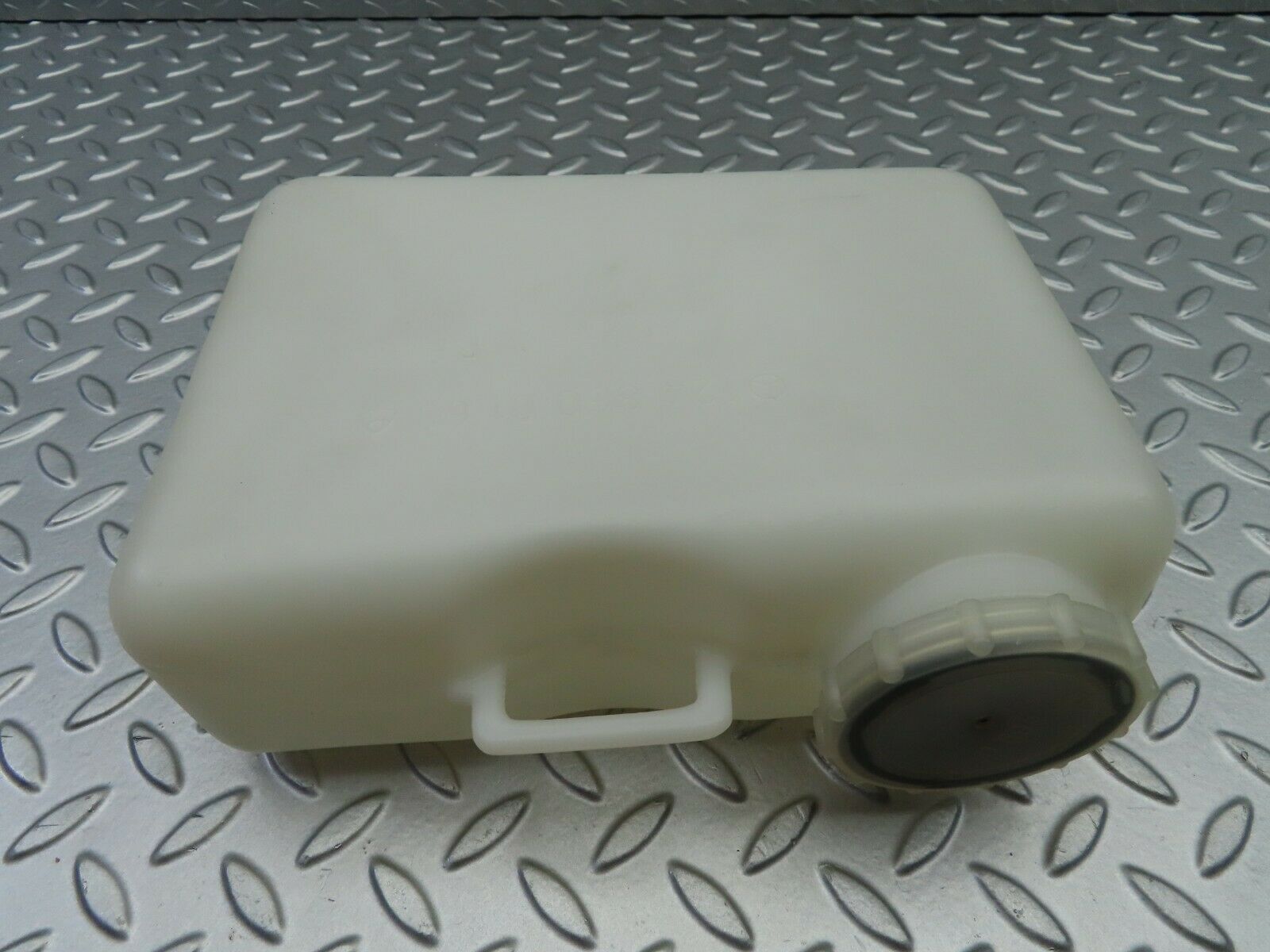 6491 Mercedes-Benz S124 E220 Wagon Rear Windscreen Washer Reservoir 1248600160