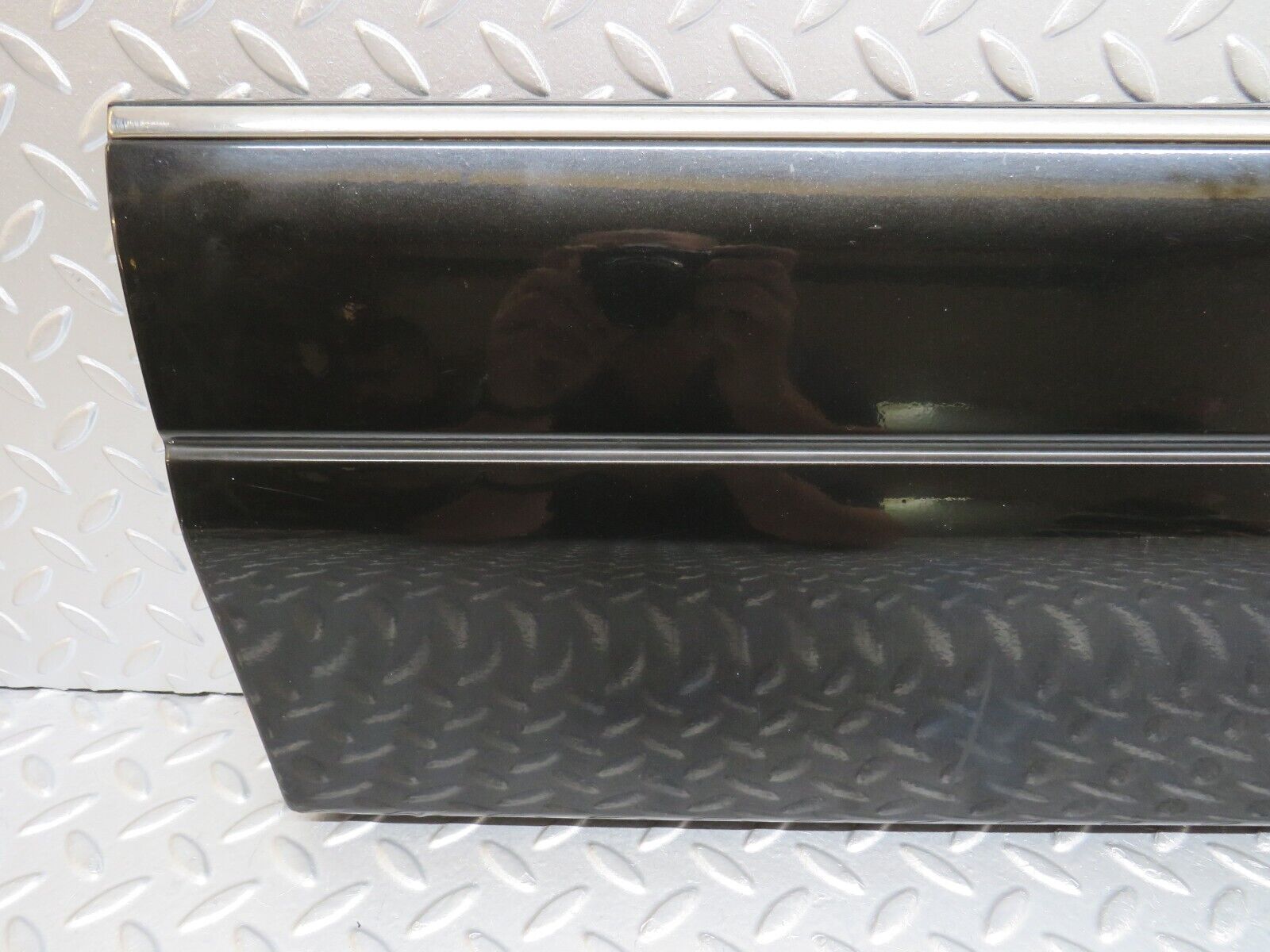 35293 Mercedes-Benz W140 Front Left Door Moulding Trim 1406907140