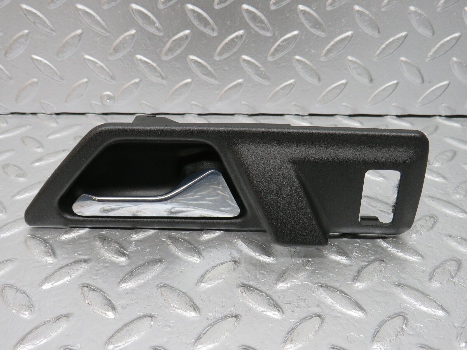 32444 Mercedes-Benz S124 300TE Rear Right Interior Door Handle 1247600261