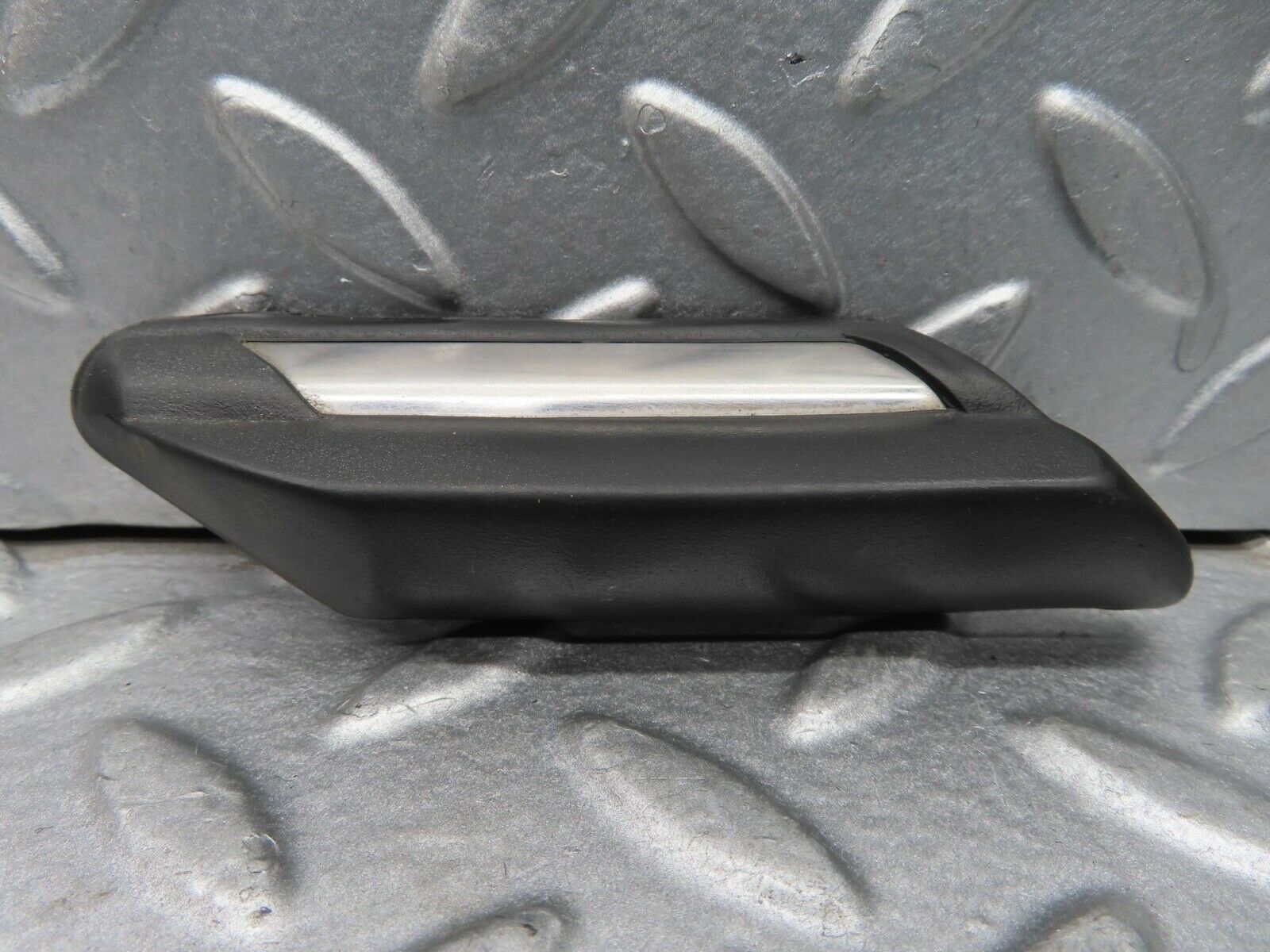 14494 Mercedes-Benz W116 350SE Rear Right Fender Wing Centre Trim