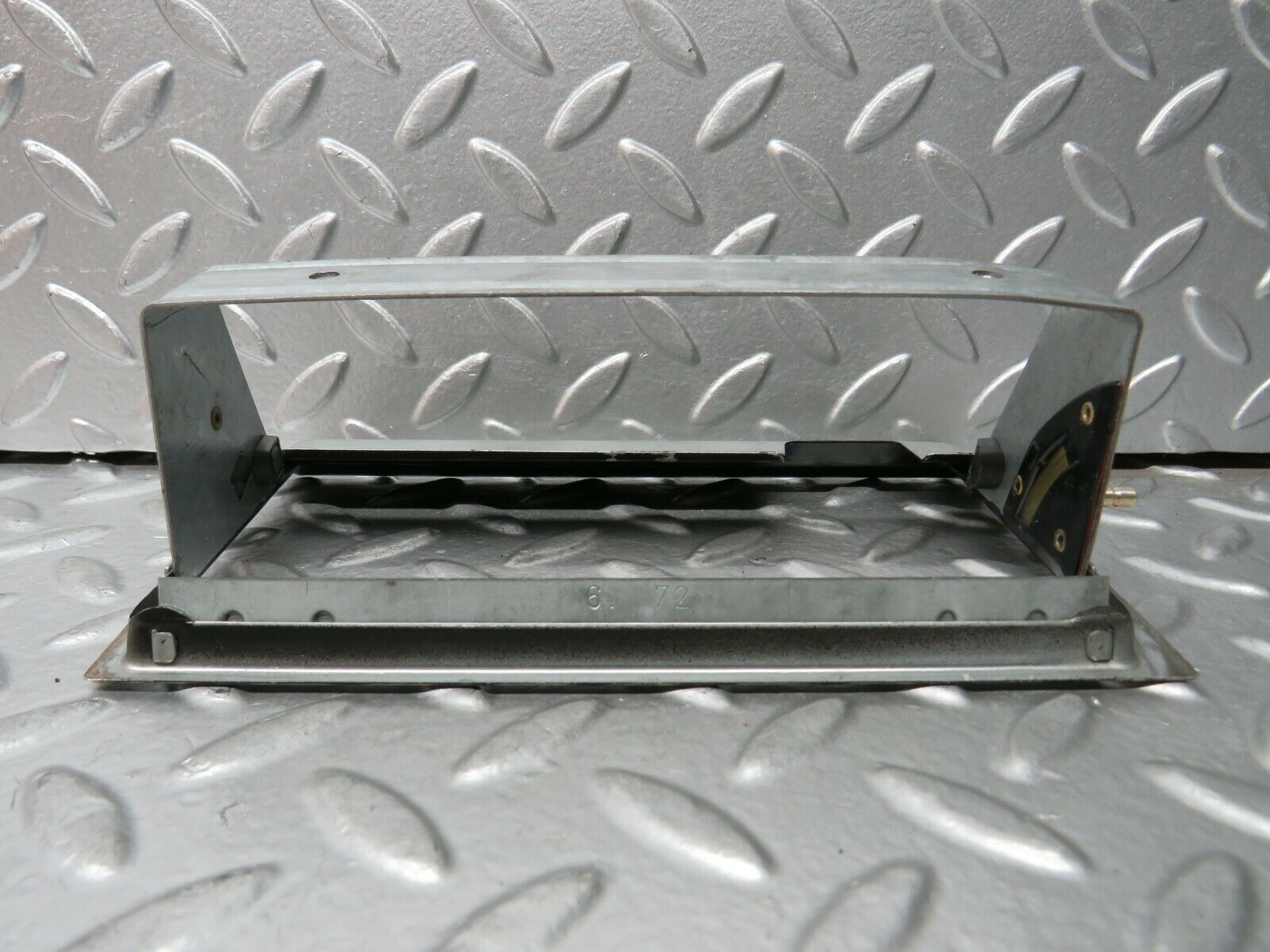 23513 Mercedes-Benz W114 280E Centre Console Ashtray Frame