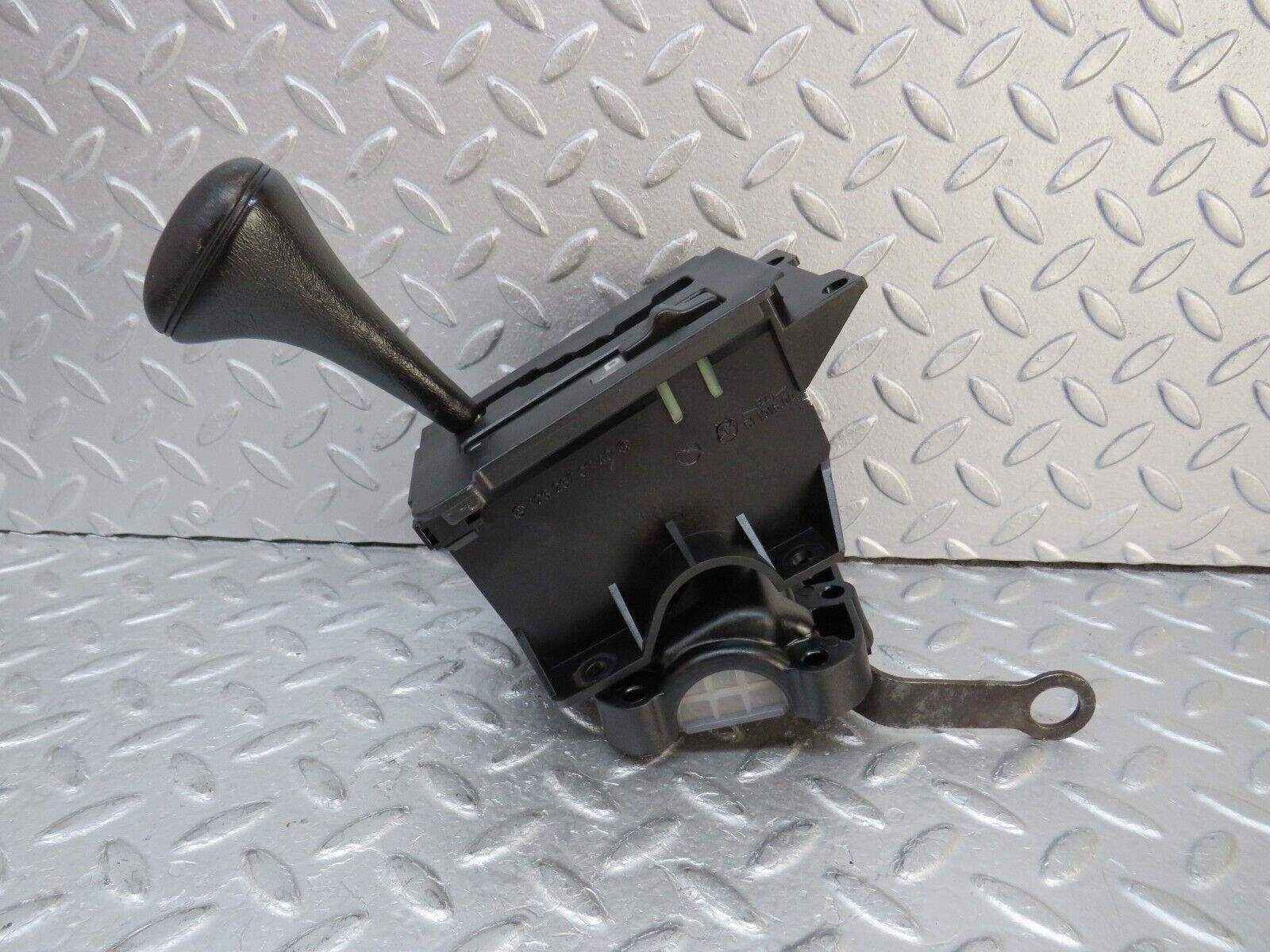 37042 Mercedes-Benz C126 420SEC Coupe Gear Shift Selector 1262670740