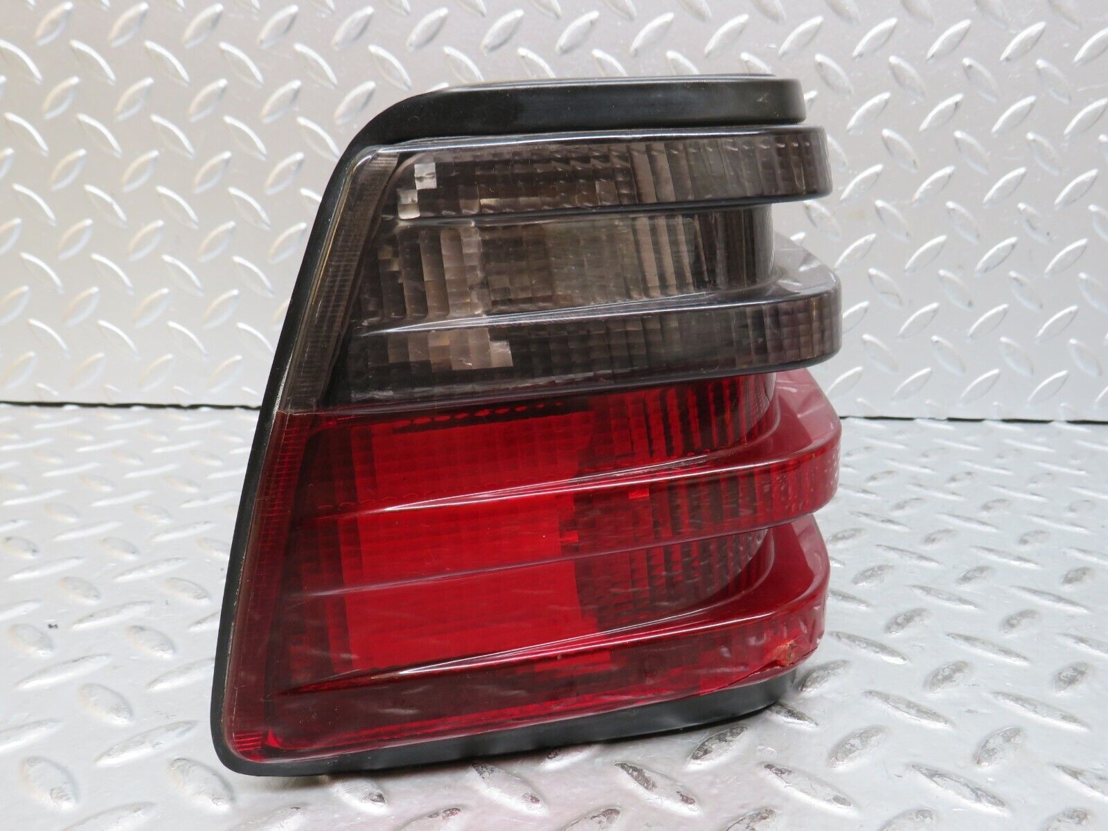 29041 Mercedes-Benz C124 320CE Coupe Tail Light Left Side