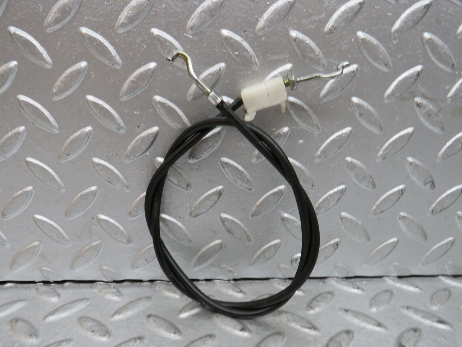 29152 Mercedes-Benz C124 320CE Coupe Door Lock Cable