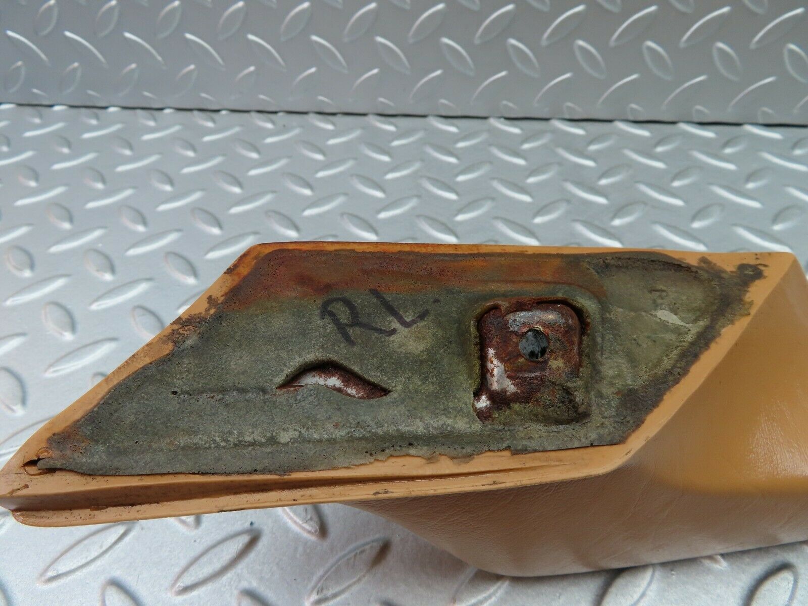 6048 Mercedes-Benz W126 380SE Interior Door Handle Rear Left 1269701101