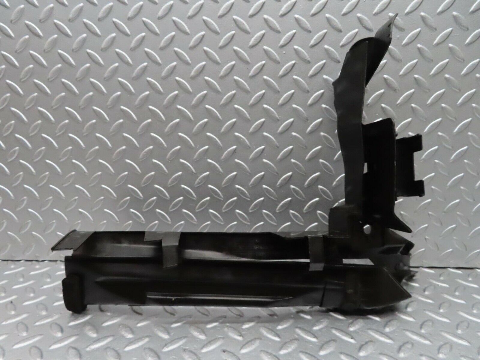 14875 Mercedes-Benz W140 S320 Engine Bay Cable Channel Left Side 1408200712