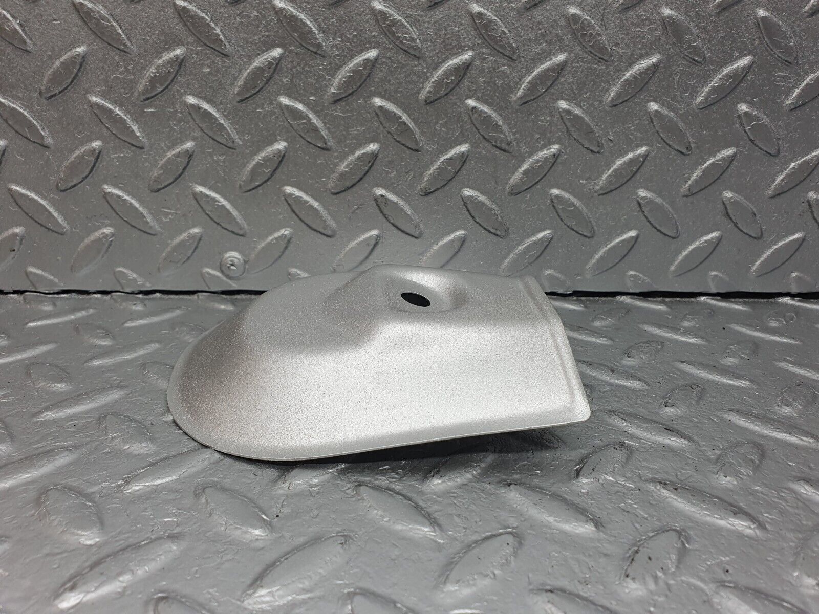 41523 Mercedes-Benz W124 200E Engine Mount Bracket Heat Shield Right Side