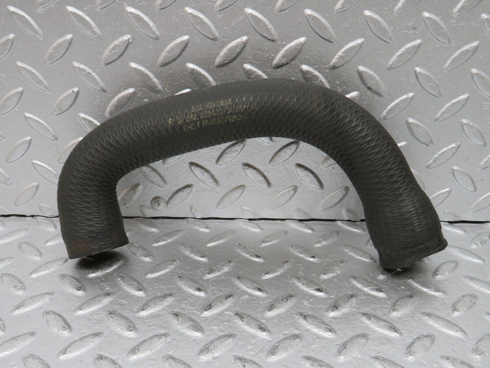 33289 Mercedes-Benz W202 C180 Coolant Upper Hose Pipe 2025010882