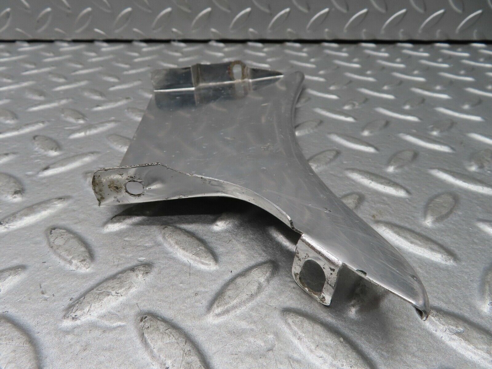 19001 Mercedes-Benz W121 190b Ponton Air Intake Chrome Cover Left Side