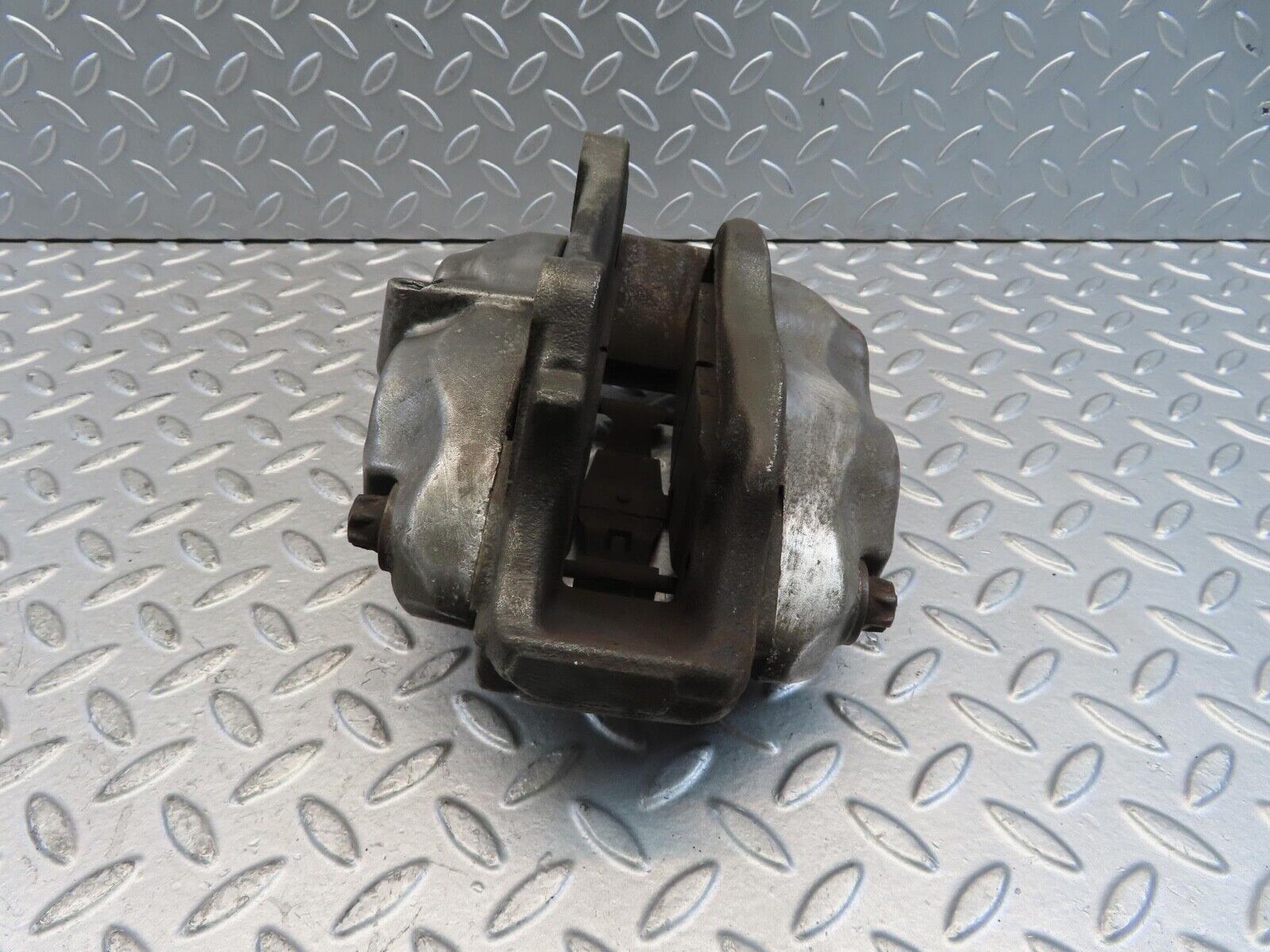 11309 Mercedes-Benz W221 S320 Front Left Brake Caliper