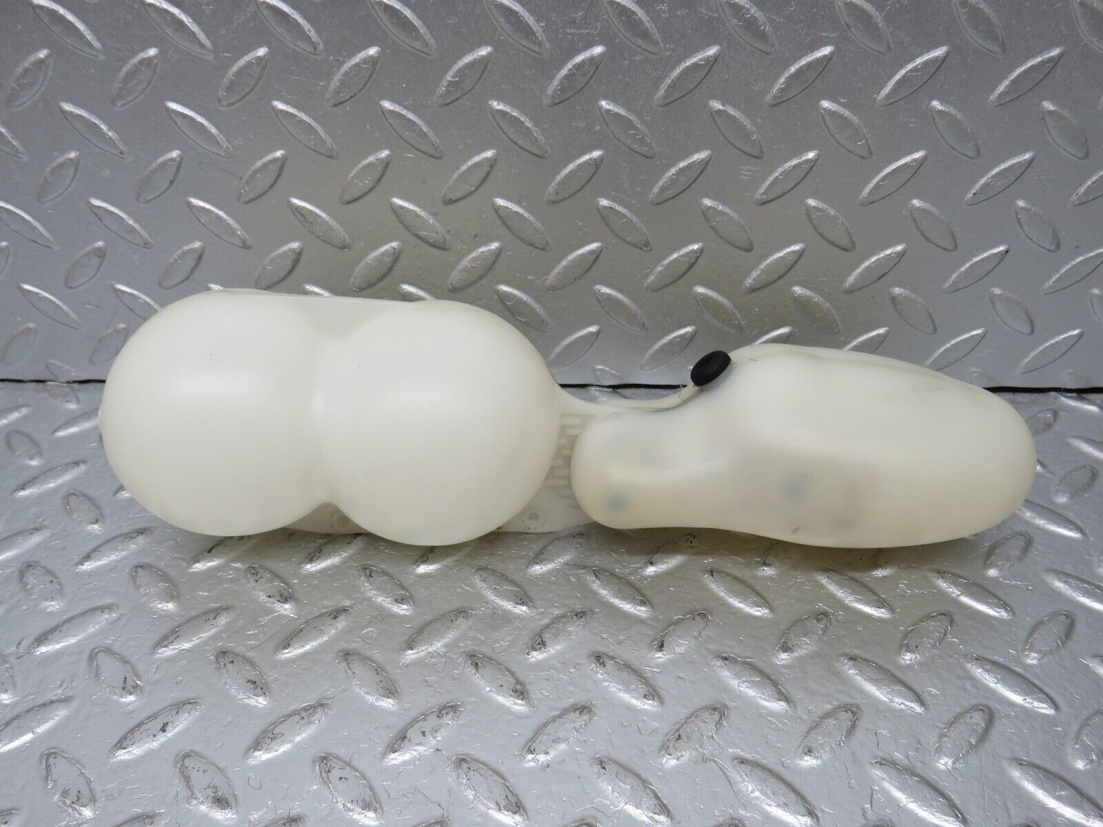 34436 Mercedes-Benz C126 380SEC Coupe Vacuum Reservoir Tank