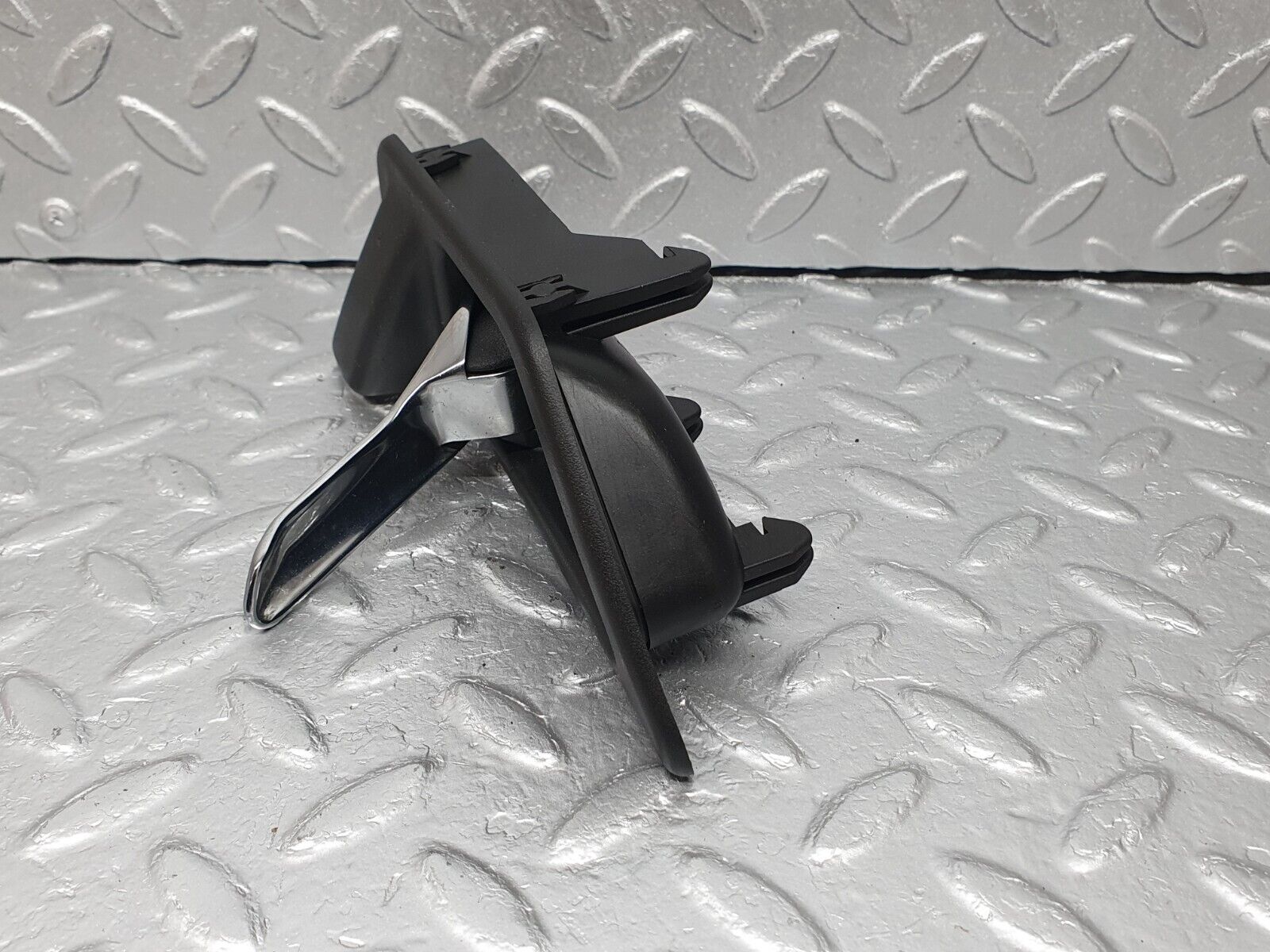 41518 Mercedes-Benz W124 200E Interior Door Handle Left Side 1247600161