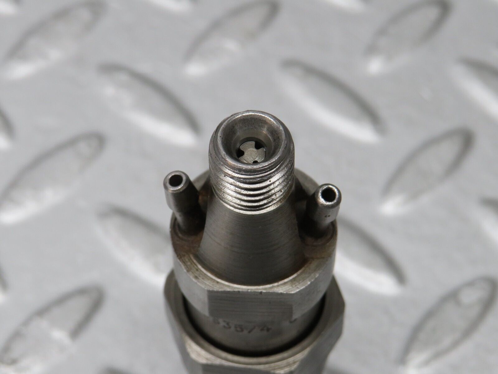 35893 Mercedes-Benz 240D OM616.912 Diesel Fuel Injector Bosch KCA30S35/4