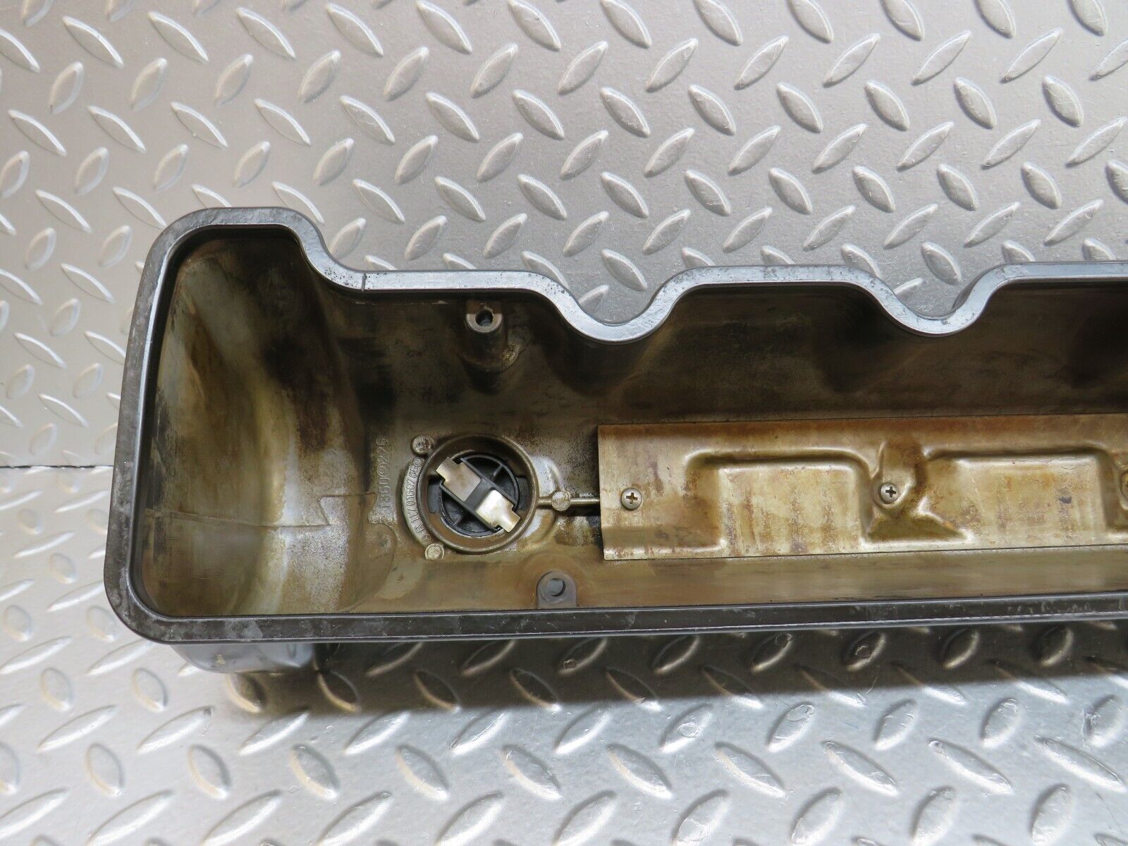 37166 Mercedes-Benz C126 420SEC Coupe Cylinder Head Valve Cover Right 1170160705