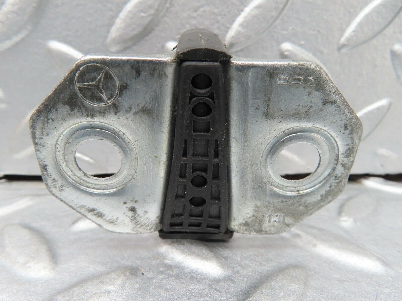 16454 Mercedes-Benz W124 260E Door Lock Latch