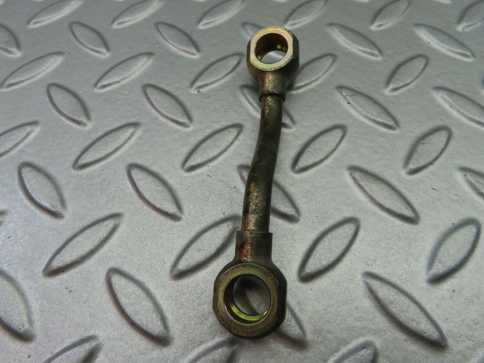 6779 Mercedes-Benz S124 E220 Wagon Fuel Hose Pipe