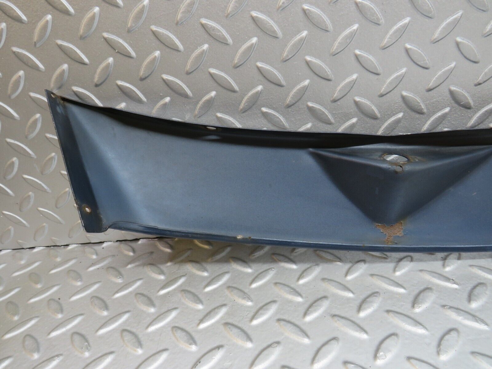 37335 Mercedes-Benz W109 300SEL Wiper Motor Cover