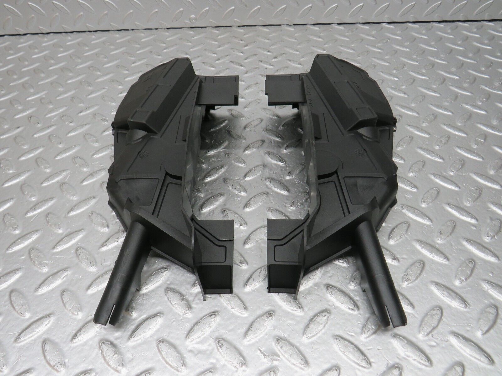 33409 Mercedes-Benz W202 C180 Front Door Lock Cover Pair