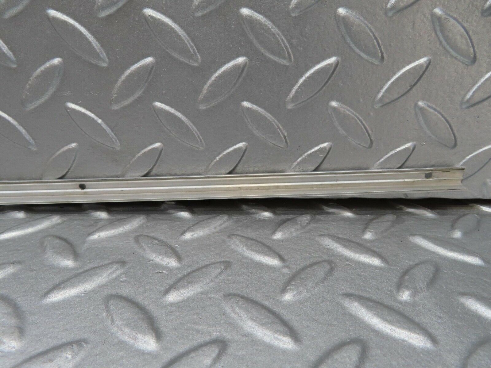 16020 Mercedes-Benz W123 280E Sunroof Chrome Trim