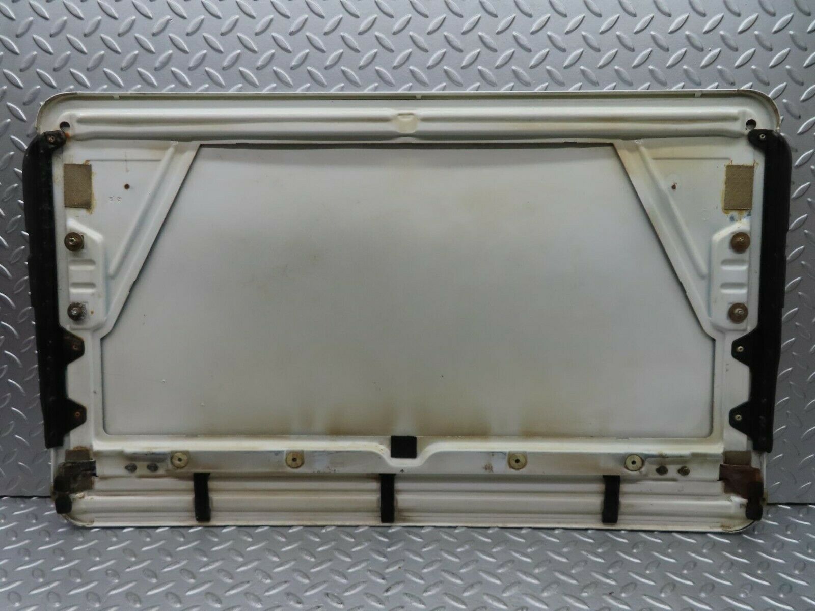 16366 Mercedes-Benz W124 260E Sunroof Panel