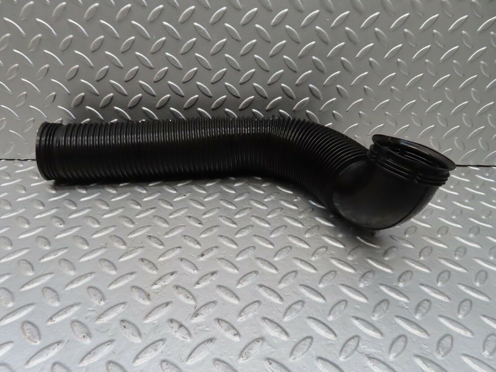 14268 Mercedes-Benz W116 350SE Air Duct Pipe Left Side