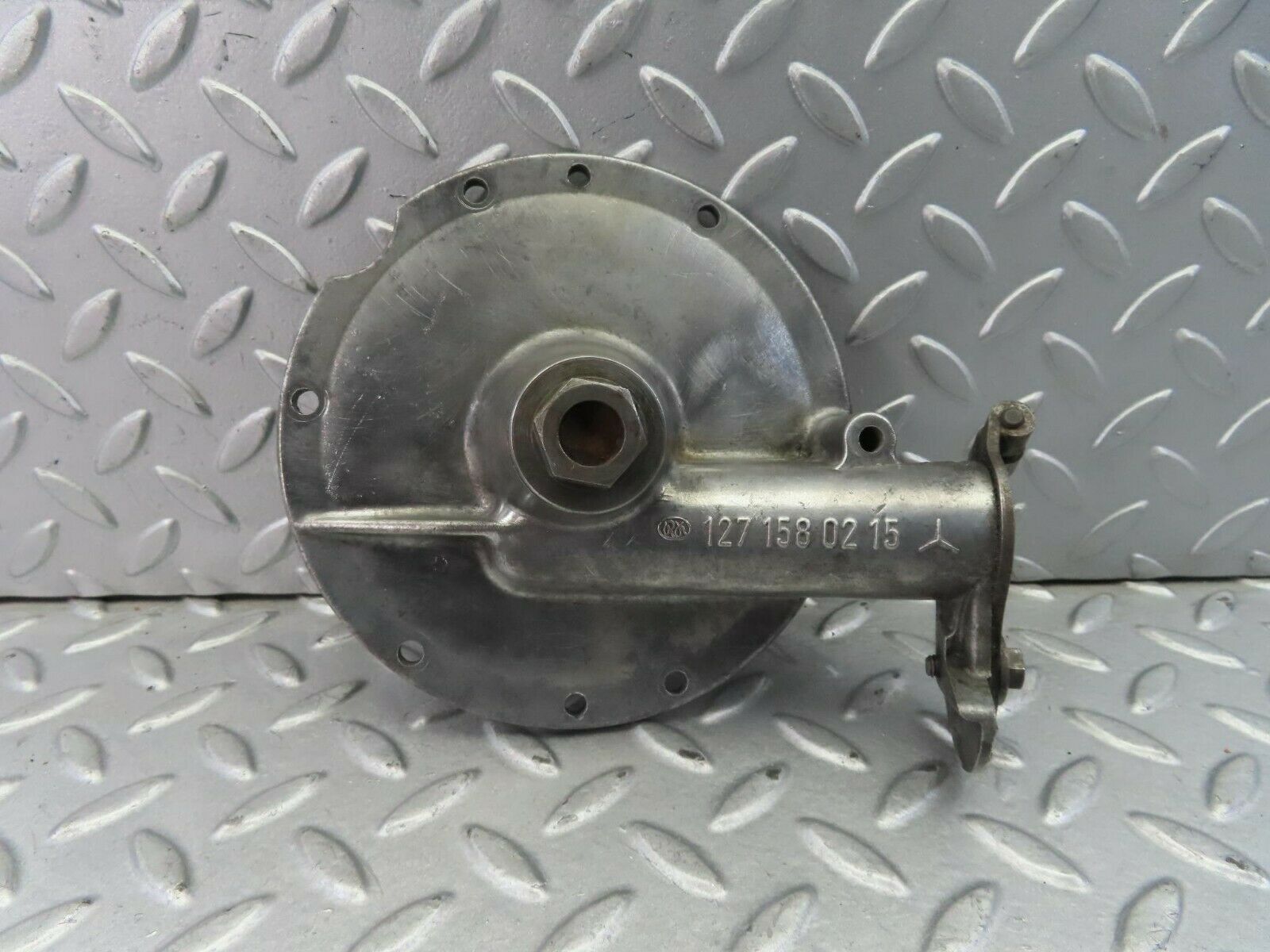 8611 Mercedes-Benz W108 Ignition Distributor Support 1271580215