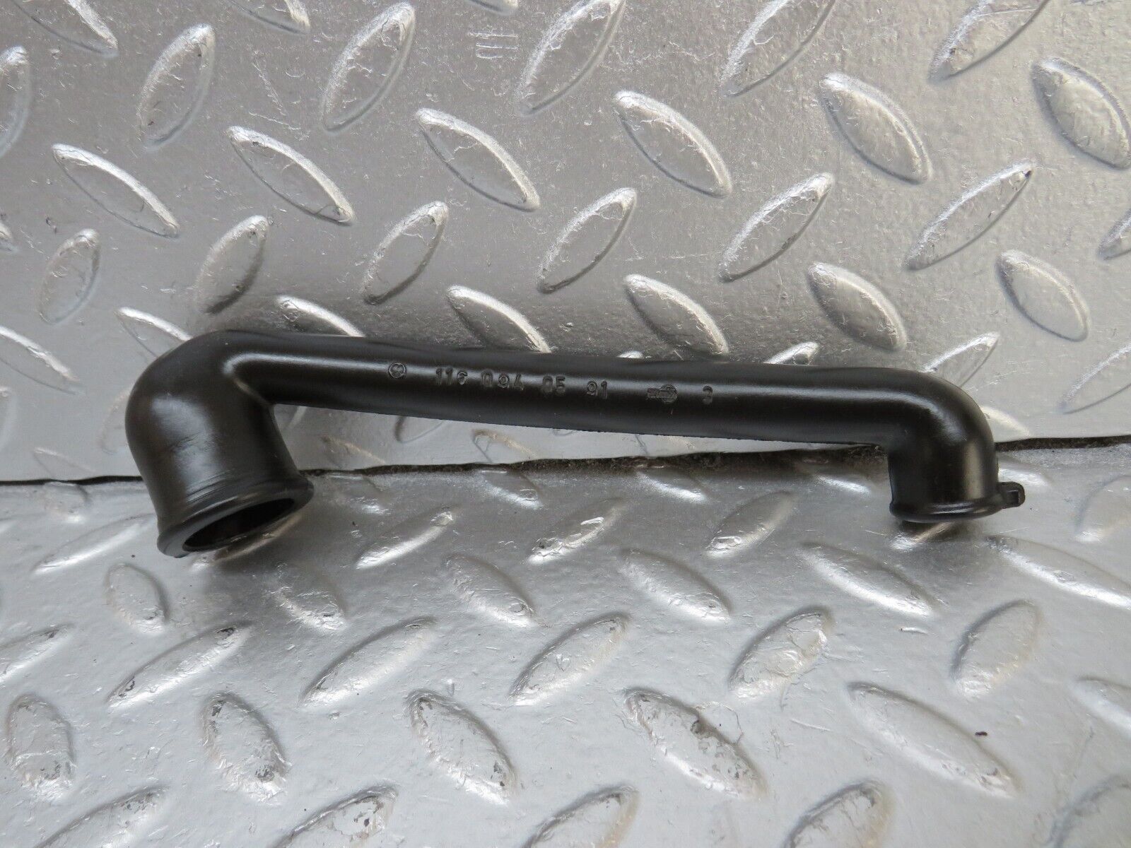 34452 Mercedes-Benz C126 380SEC Coupe Crankcase Breather Hose 1160940591