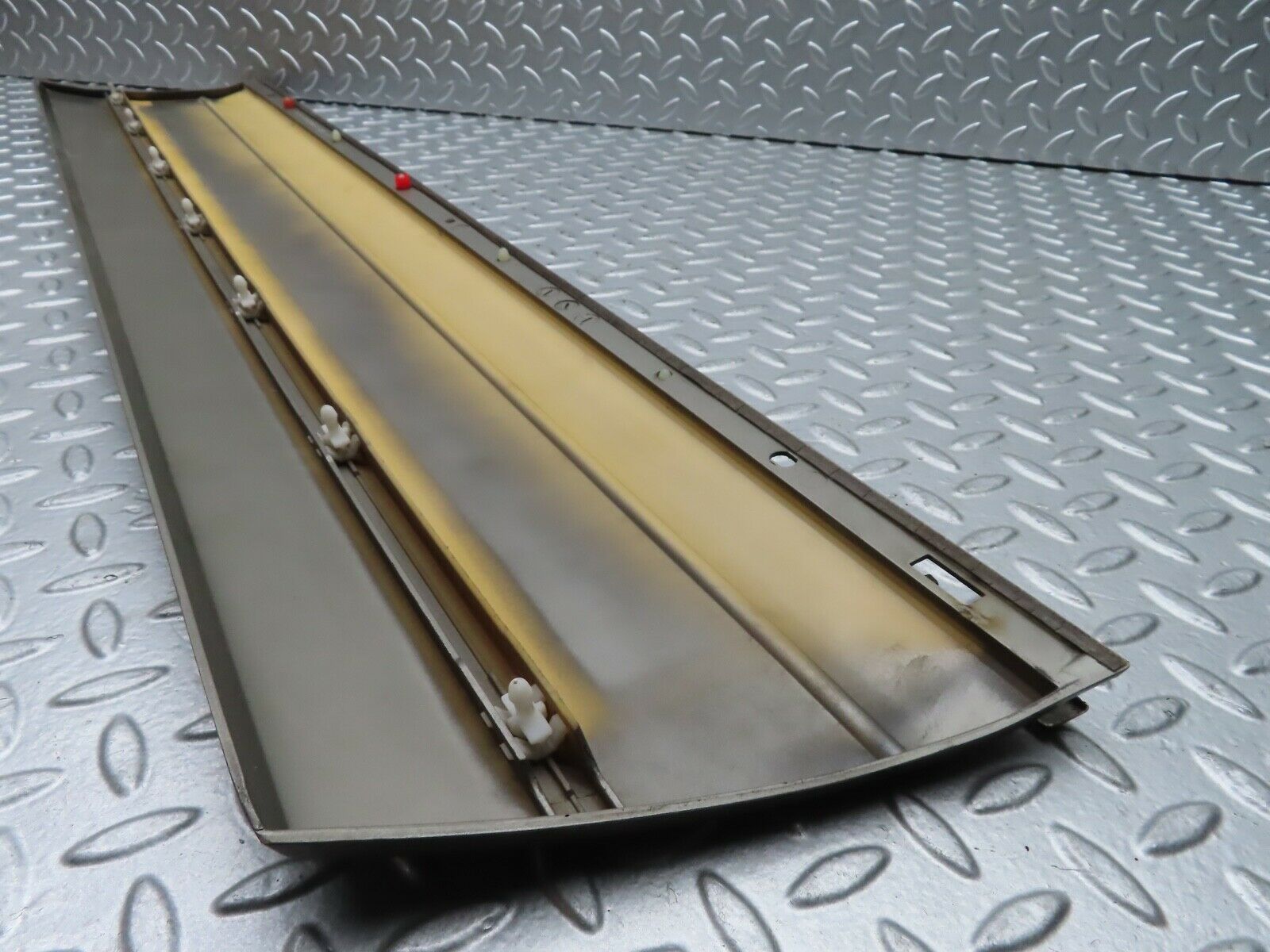 21464 Mercedes-Benz W126 300SE Front Left Door Moulding Trim 1266903740