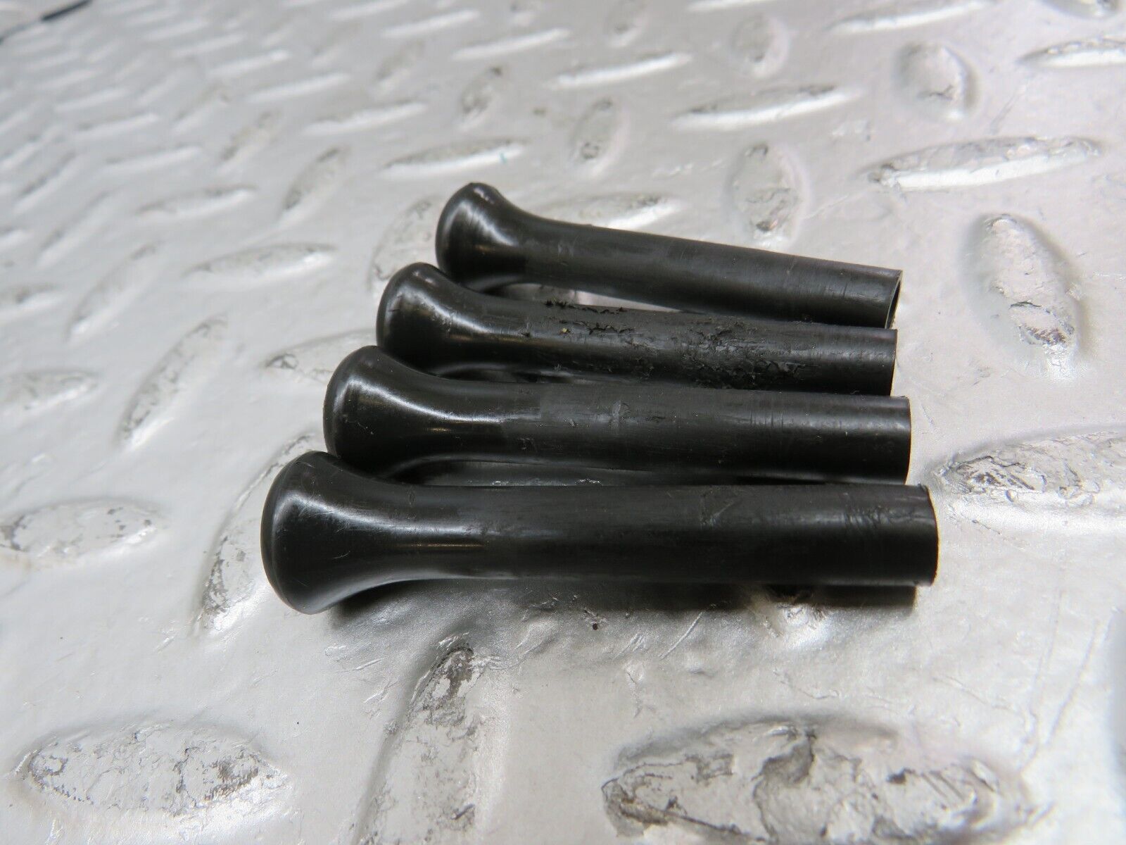 26049 Mercedes-Benz W116 450SE Door Lock Knob Set