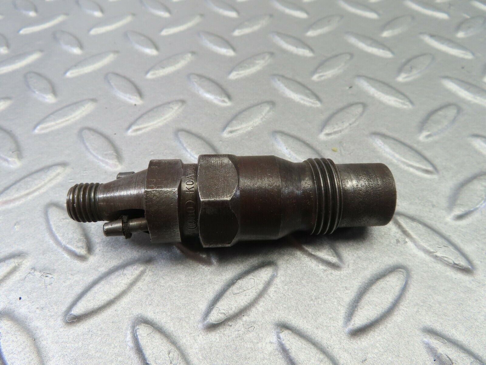 7955 Mercedes-Benz W116 Fuel Injector Bosch OM617