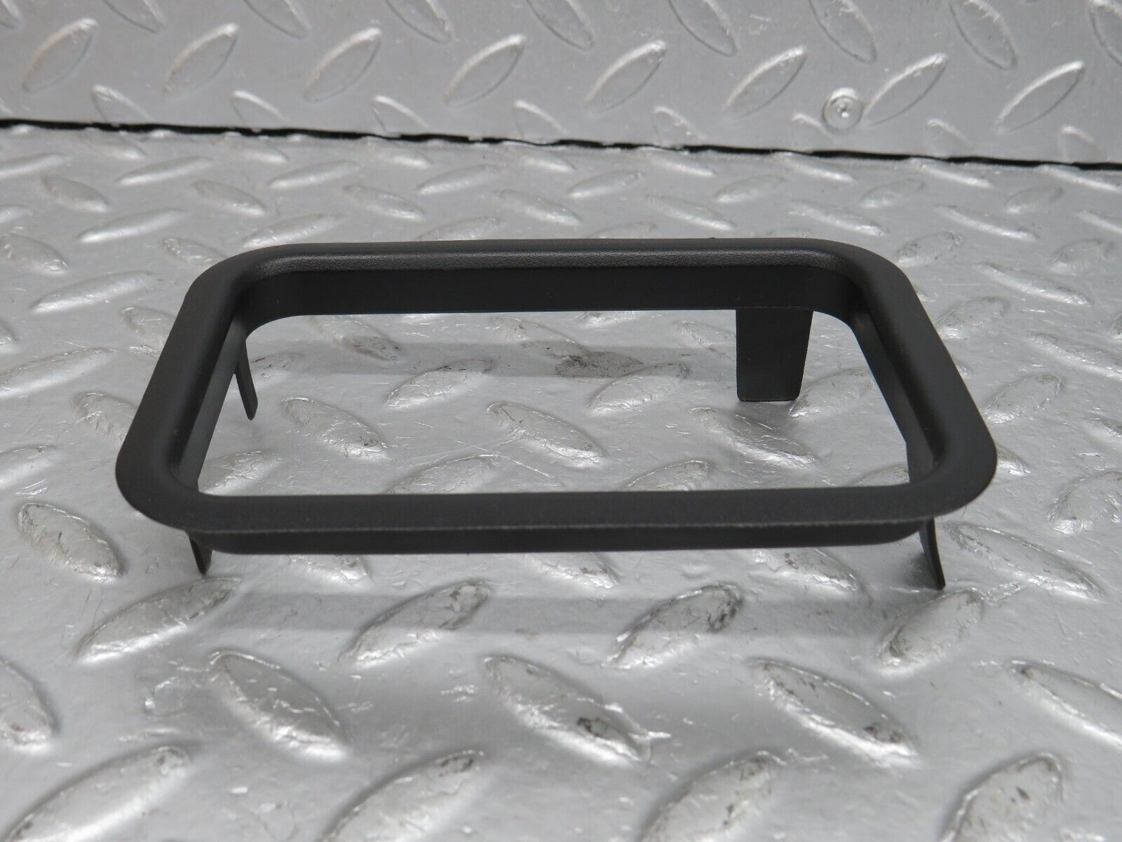 39626 Mercedes-Benz R129 320SL Coupe Gear Selector Surround Trim 1292670088