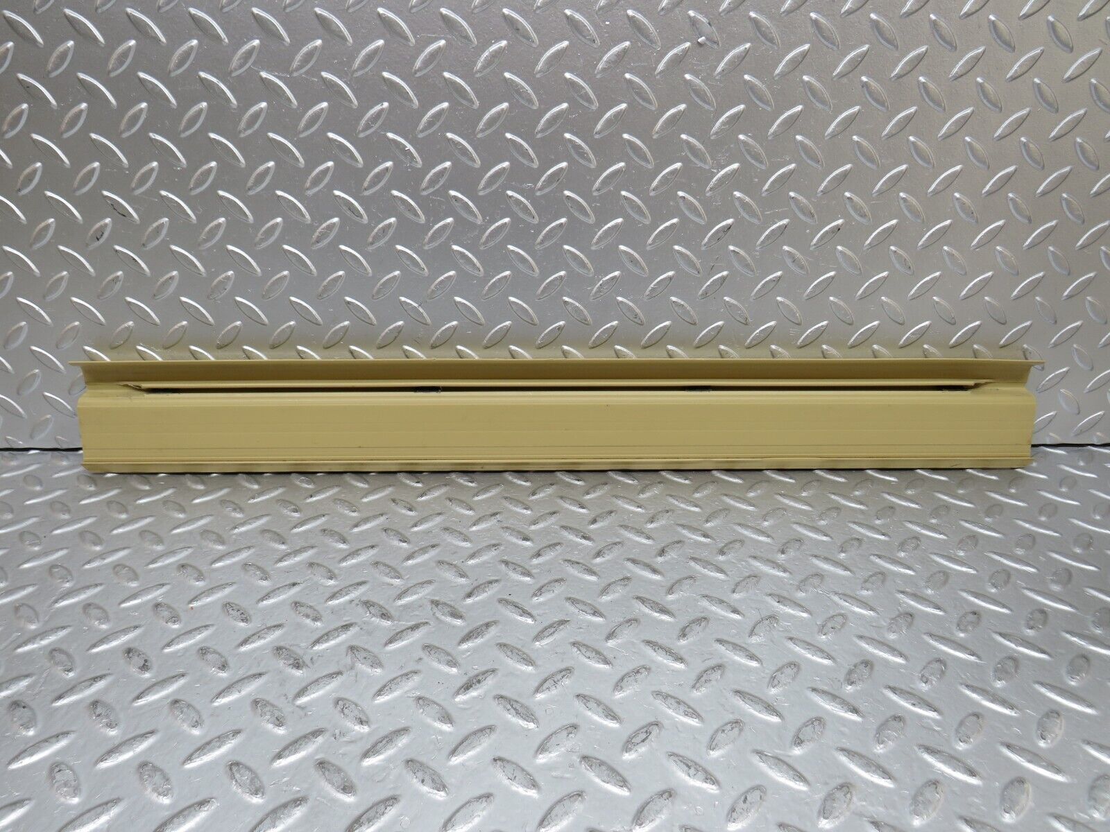 29740 Mercedes-Benz W123 230E Front Right Door Sill Trim Beige