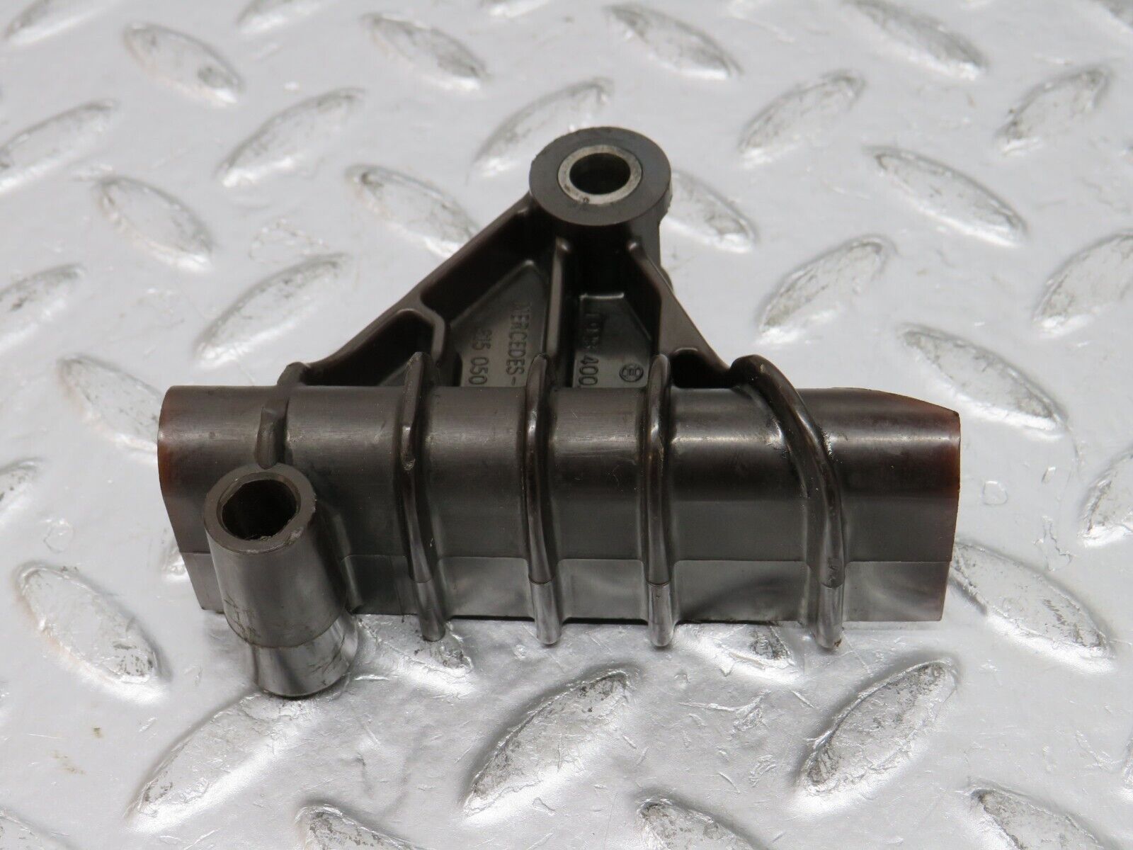 0885 Mercedes-Benz W123 240D Timing Chain Guide Rail 6150501416