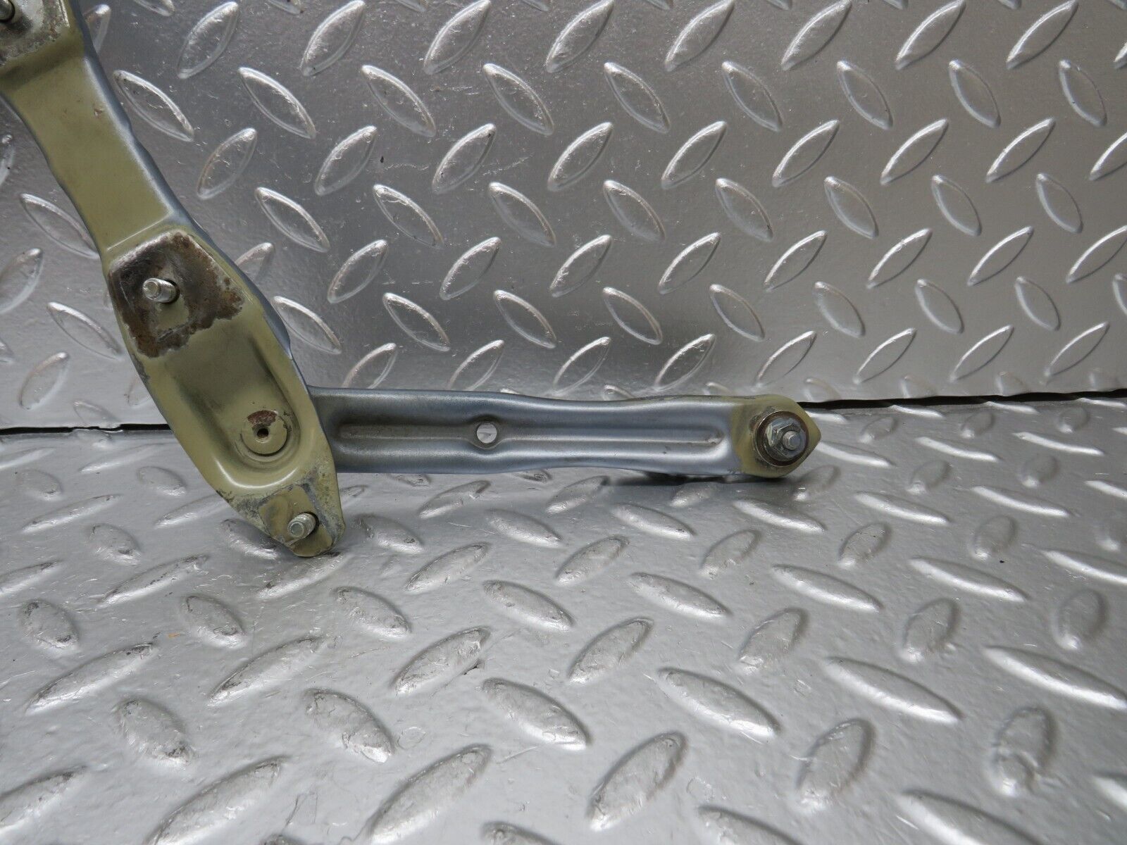 25188 Mercedes-Benz W201 190D Bonnet Hinge Right